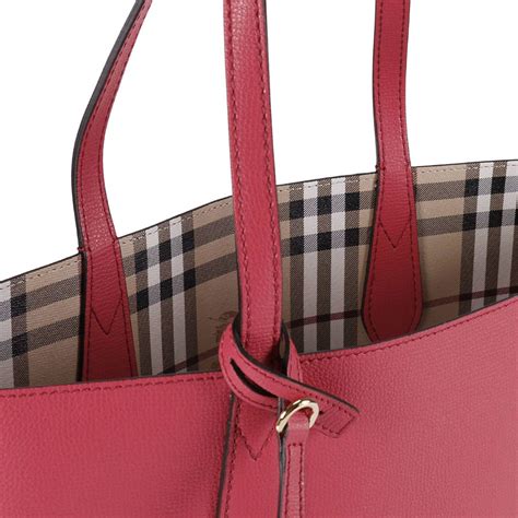 borsa burberry grande haymarket tote borsa|Burberry Haymarket Large Bags & Handbags for Women.